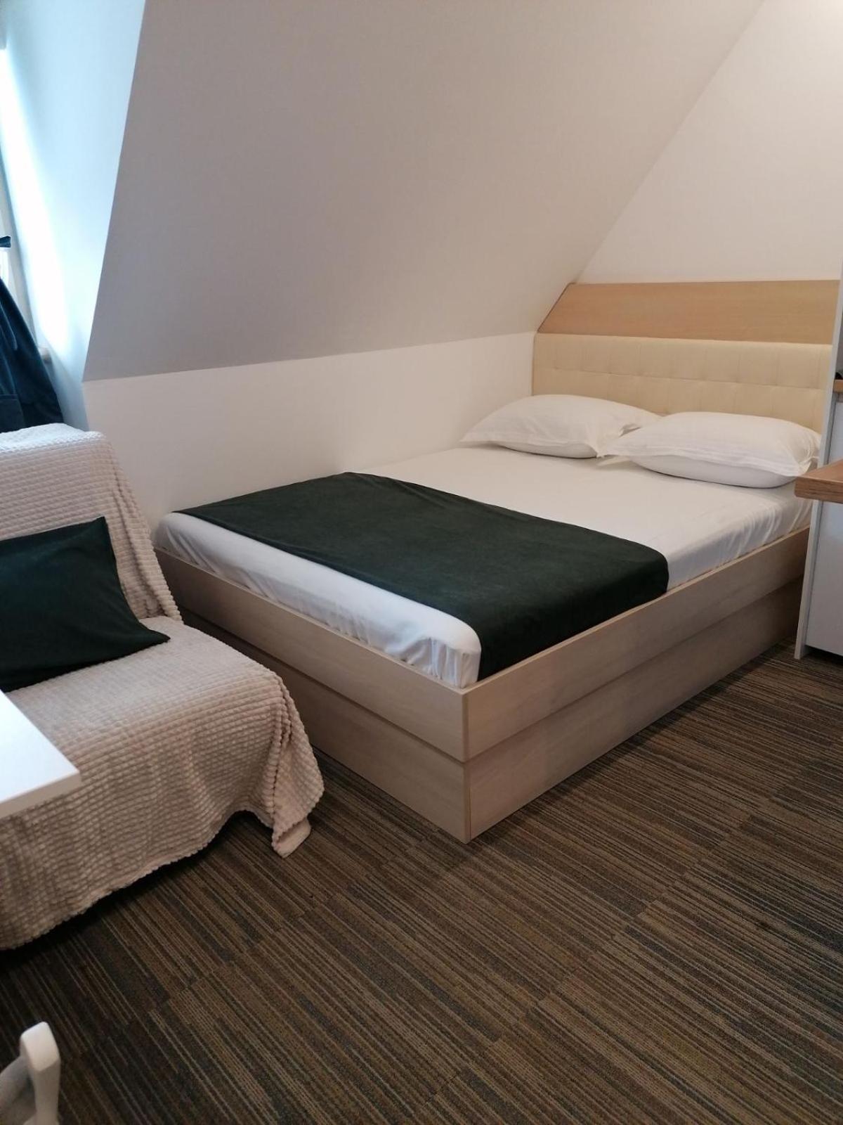 Kopaonik011 Konaci&Woodside Apartments Habitación foto